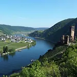 Gerhard Lenz * Ellenz-Poltersdorf